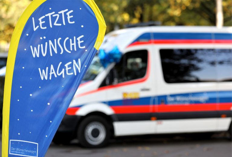 Suppenküche_unterstützt_Wünschewagen1.jpg